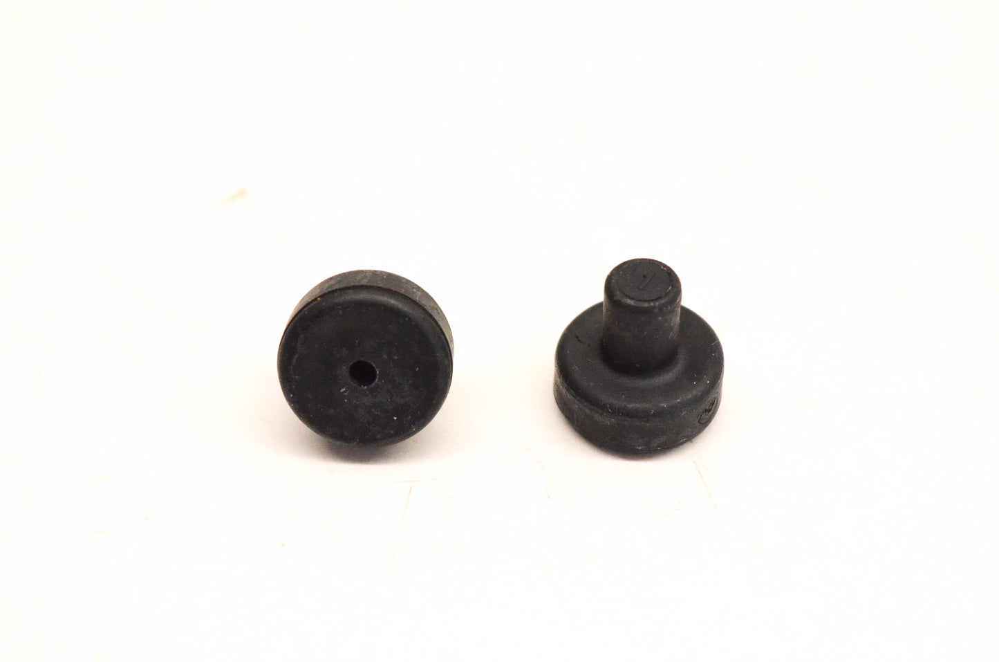 Aftermarket 272000019, P272000019 Drive Shaft Bumpers Qty 2 NOS