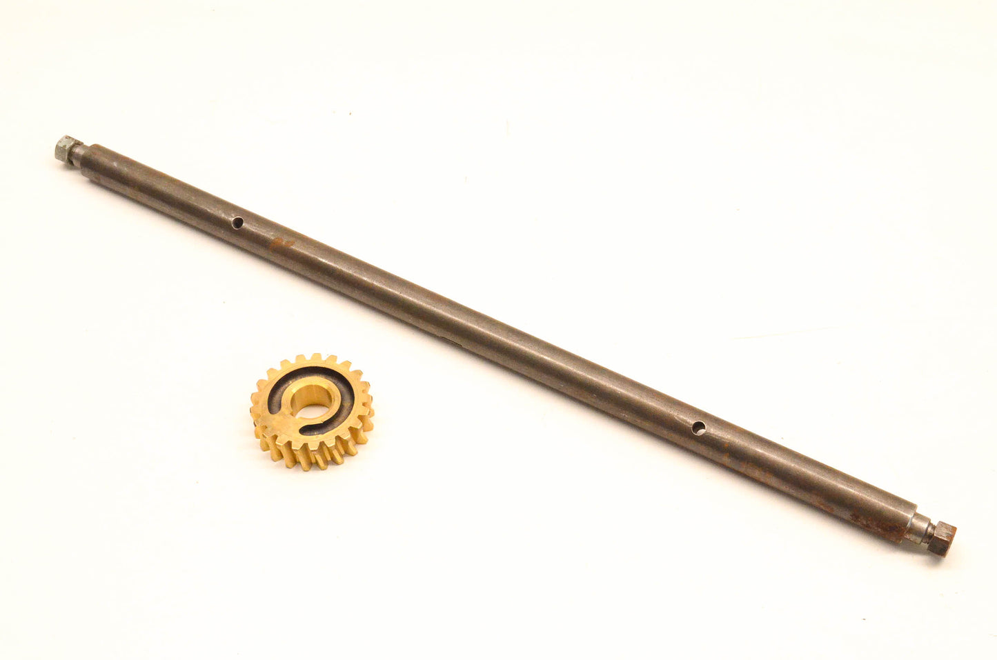 New OEM John Deere AM121209 Shaft NOS