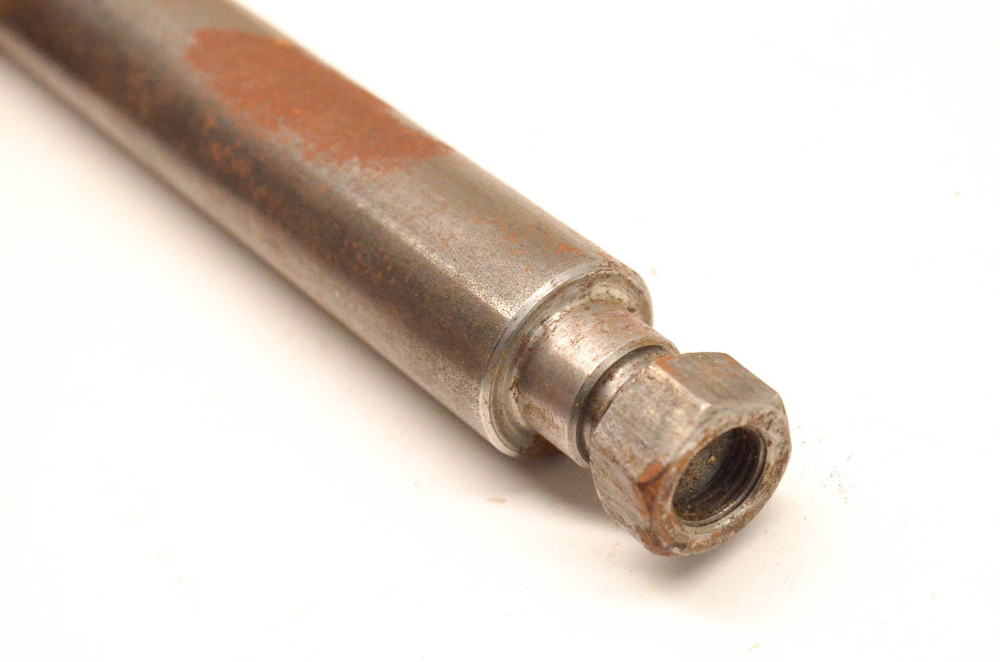New OEM John Deere AM121209 Shaft NOS
