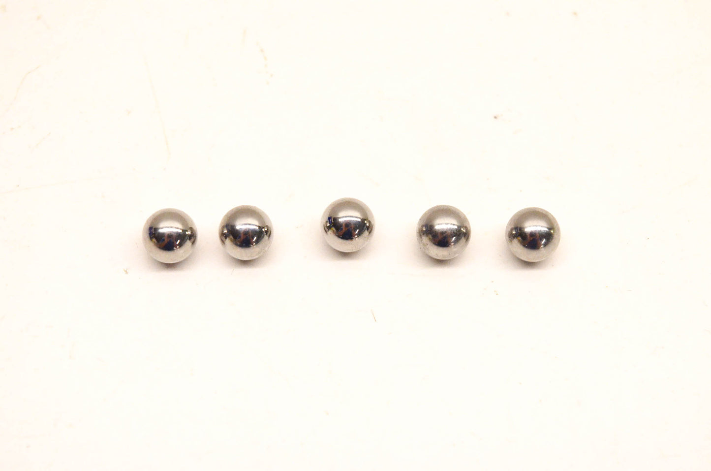 New OEM Yamaha 93509-32012-00 Ball Bearings Qty 5 NOS