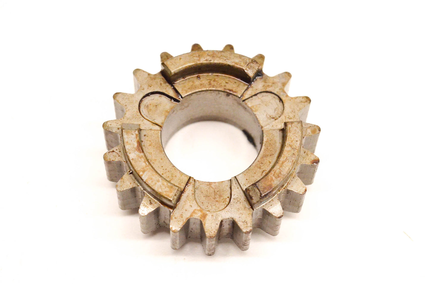 New OEM Polaris 3233242 3 Face Sprocket 19T NOS