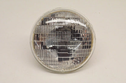 Drag Specialties DS-282077 Sealed Beam Headlight 7" 6015 60W NOS
