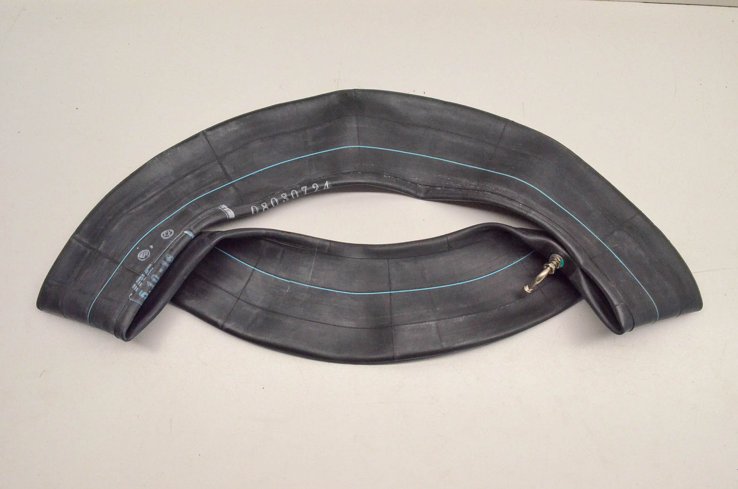 New OEM Suzuki 55200-41F00 Inner Wheel Tube Assembly 510-16 130/90-16 PV78 NOS