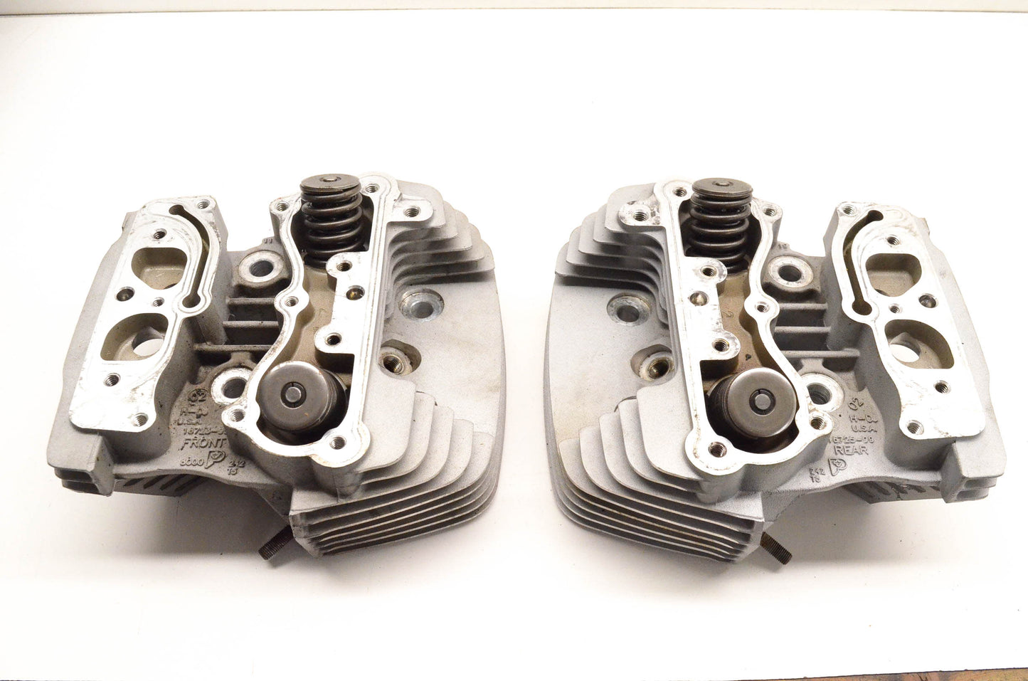 OEM Harley Davidson 16723-99, 16725-99 Silver Twin Cam Cylinder Heads 1999-2006