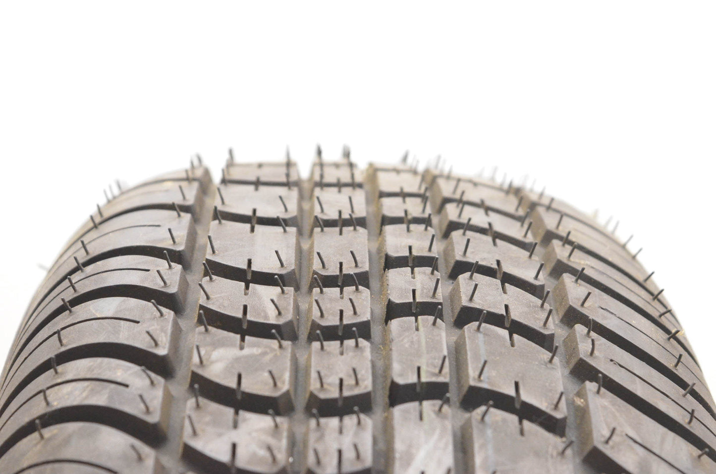 Loadstar 205105 205/65-10 5 Hole Trailer Tire NOS
