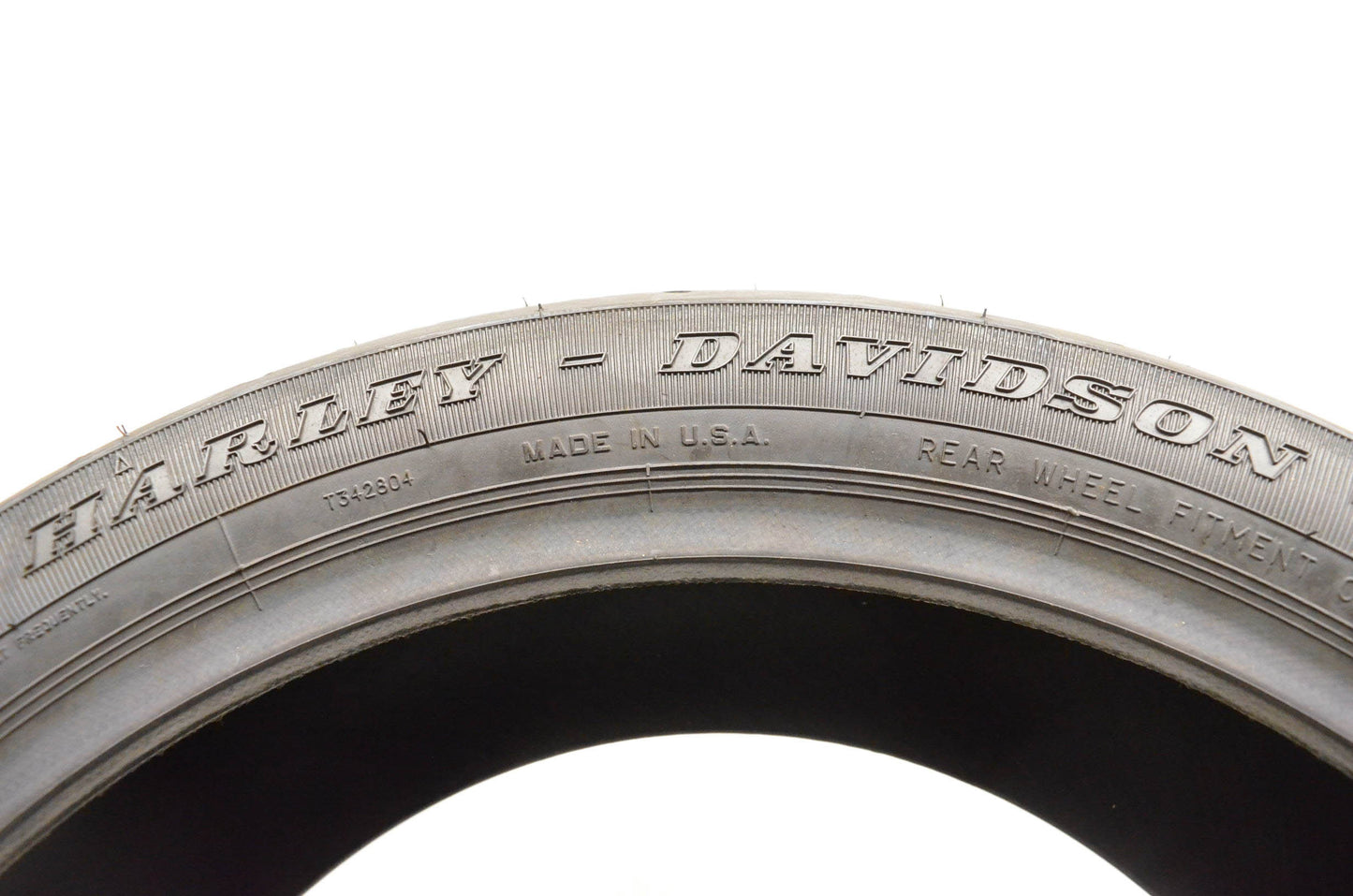 Dunlop 3016-45, 0302-0407 D401 Harley Davidson 200/55R17 M/C Radial Tire NOS