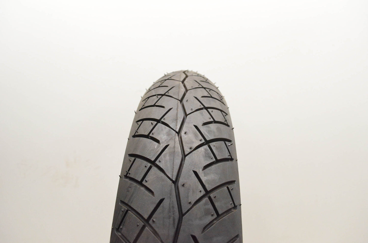 Bridgestone BAX4501 Battlax BT45F 100/80-17 52H Front Tire NOS