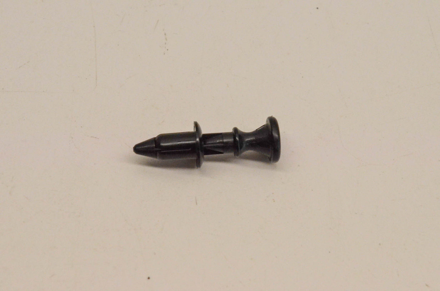 New OEM Yamaha 90269-06011-00 Rivet NOS