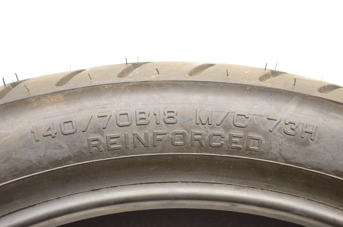 Metzeler ME880 Marathon 140/70B18 M/C 73H Reinforced Front Tire NOS