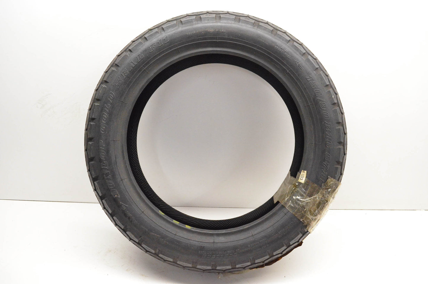 Dunlop 4121-40 Gold Seal F11 130/90B16 67H Front Tire NOS