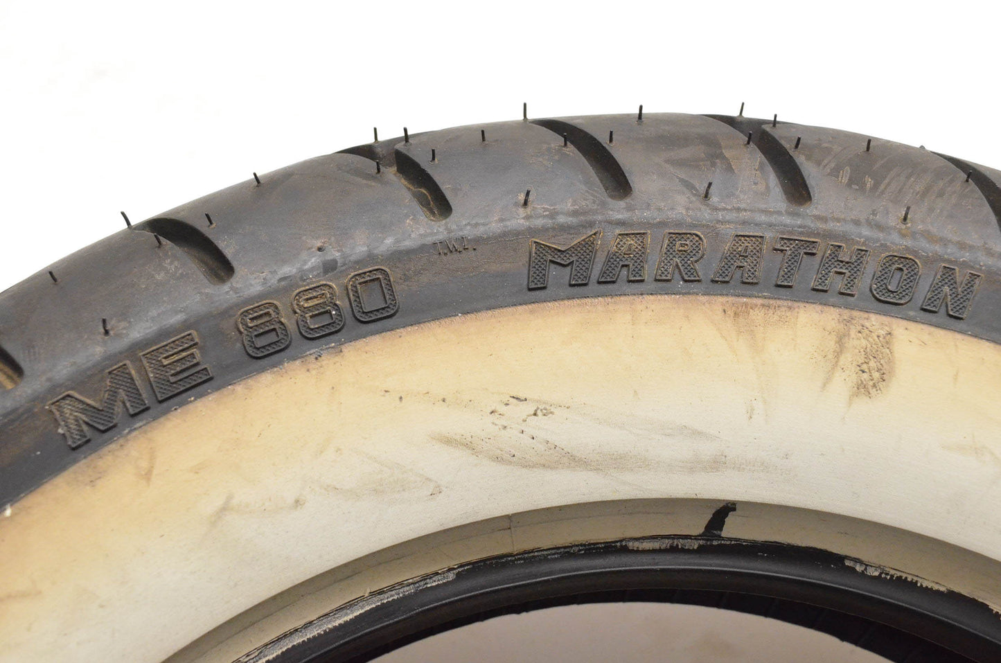 Metzeler ME880 Marathon 170/80-15 M/C 77H Whitewall Rear Tire NOS