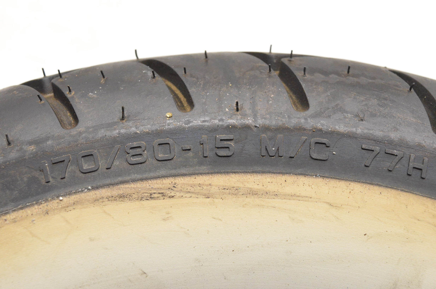 Metzeler ME880 Marathon 170/80-15 M/C 77H Whitewall Rear Tire NOS