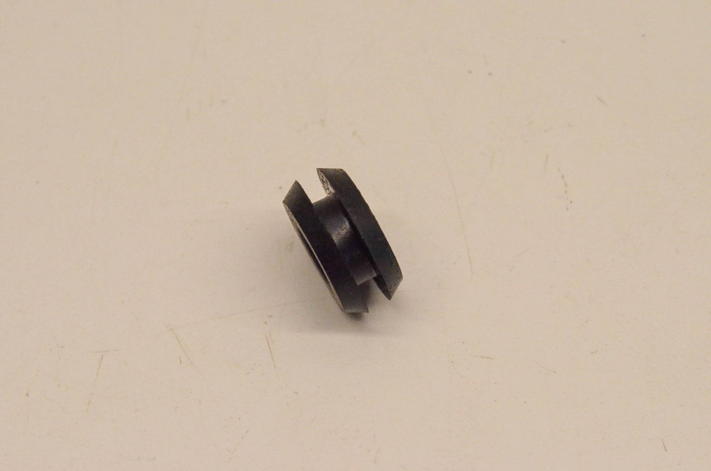 New OEM Suzuki 09320-09026 Rubber Cushion NOS