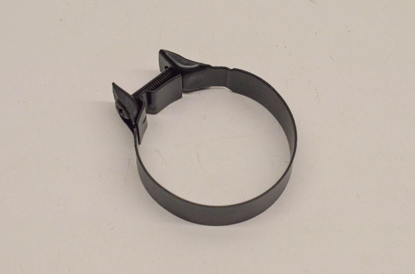 New OEM Yamaha 90460-49274-00 Hose Clamp NOS