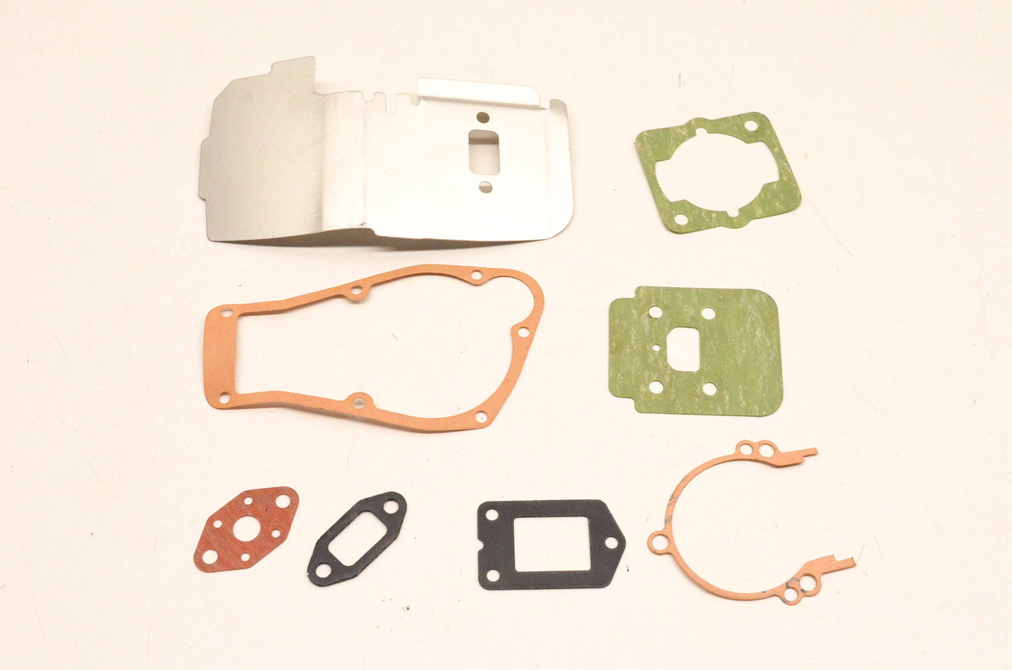 New OEM John Deere AM116015, 889000-45032 Gasket Kit NOS