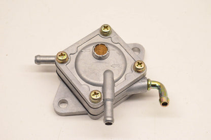 New OEM John Deere AM109212 Fuel Pump NOS