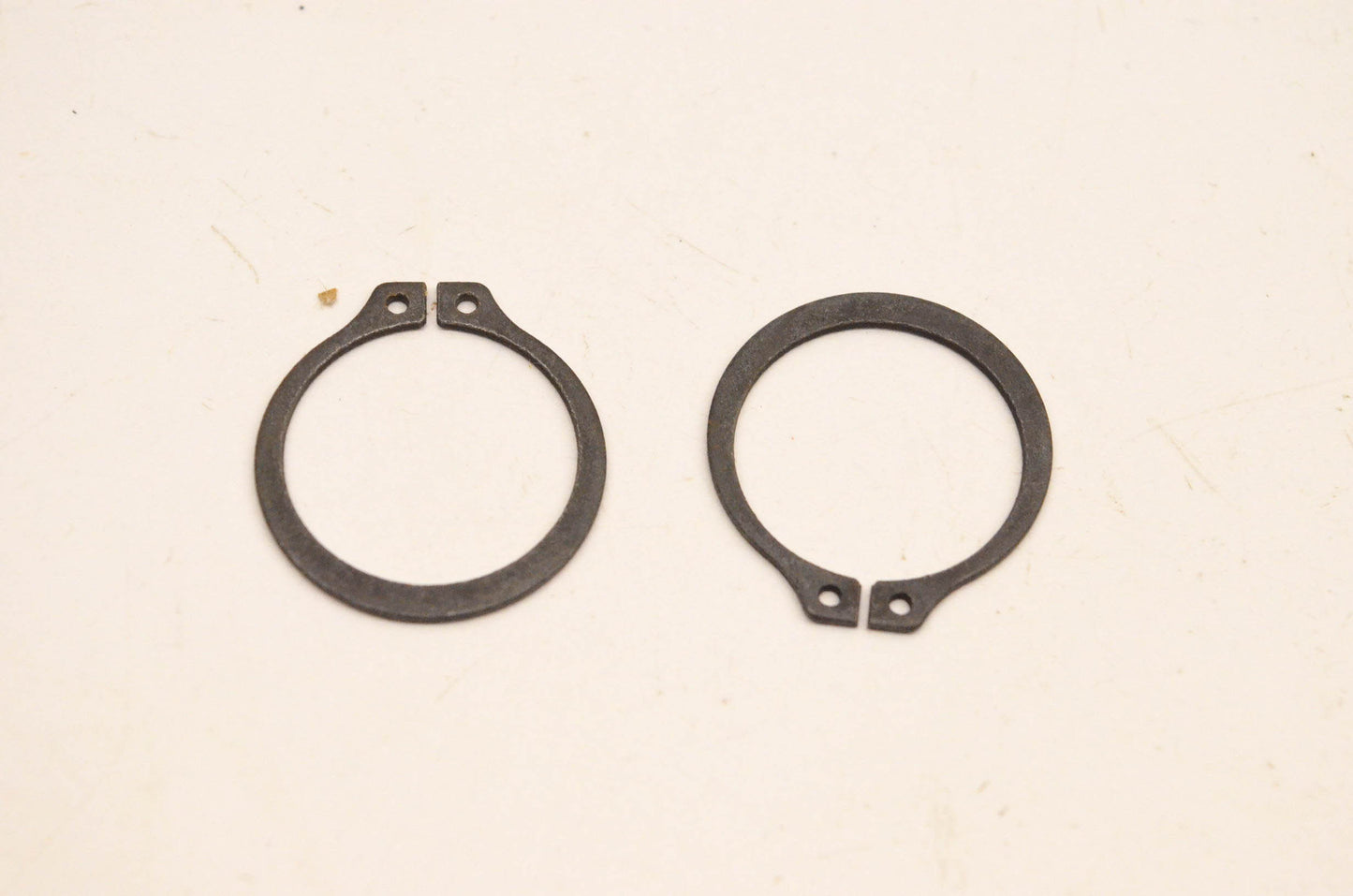 New OEM John Deere R26192 Snap Rings Qty 2 NOS