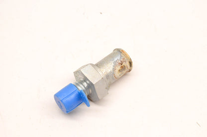 New OEM John Deere T37252 Screw NOS