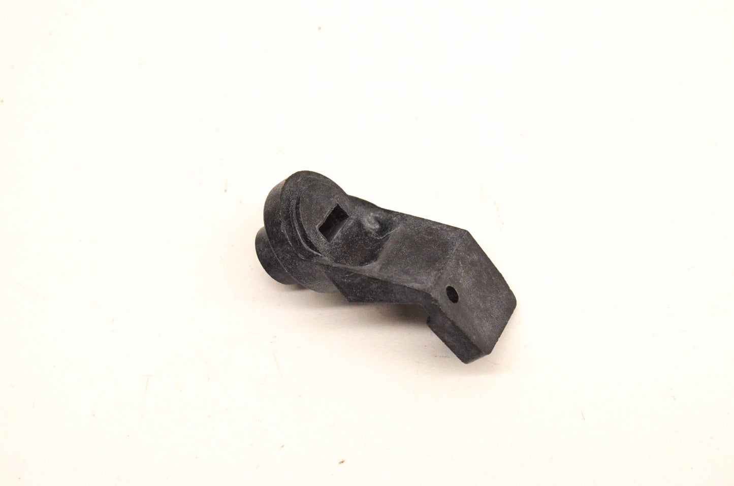 New OEM John Deere M807000 Arm NOS