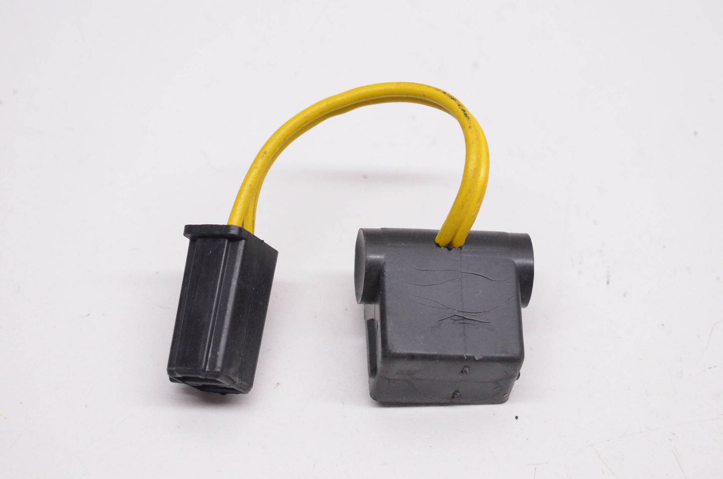 New OEM John Deere AM101186 Electrical Terminal Connector NOS