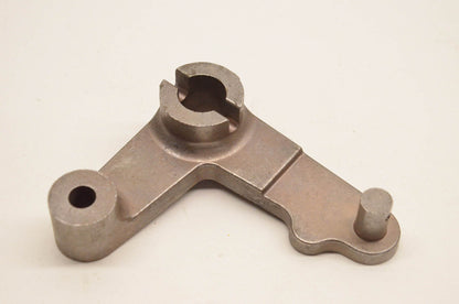 New OEM John Deere M117993 Pedal Shaft Support NOS