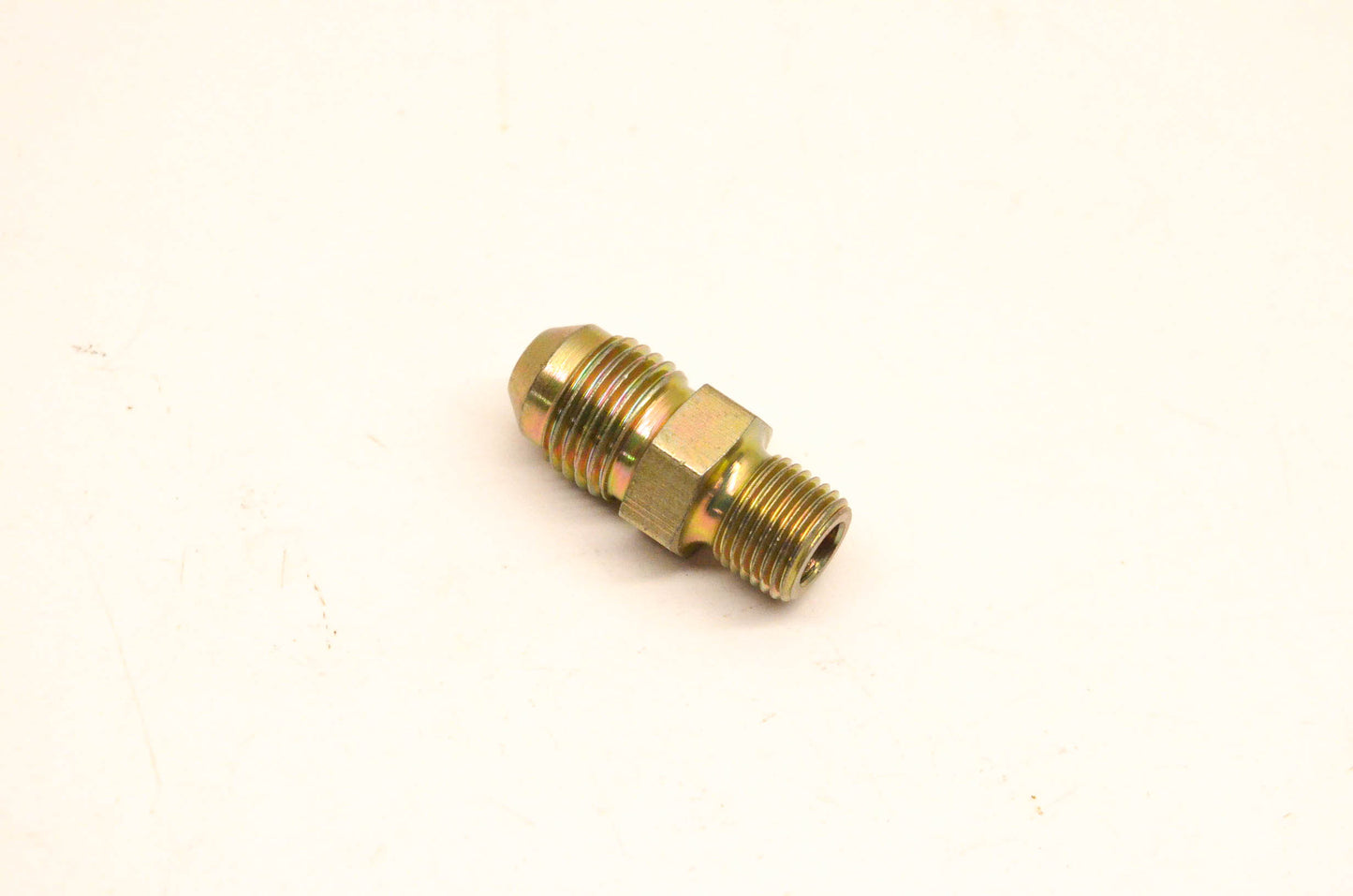 New OEM John Deere R27346 Fitting NOS