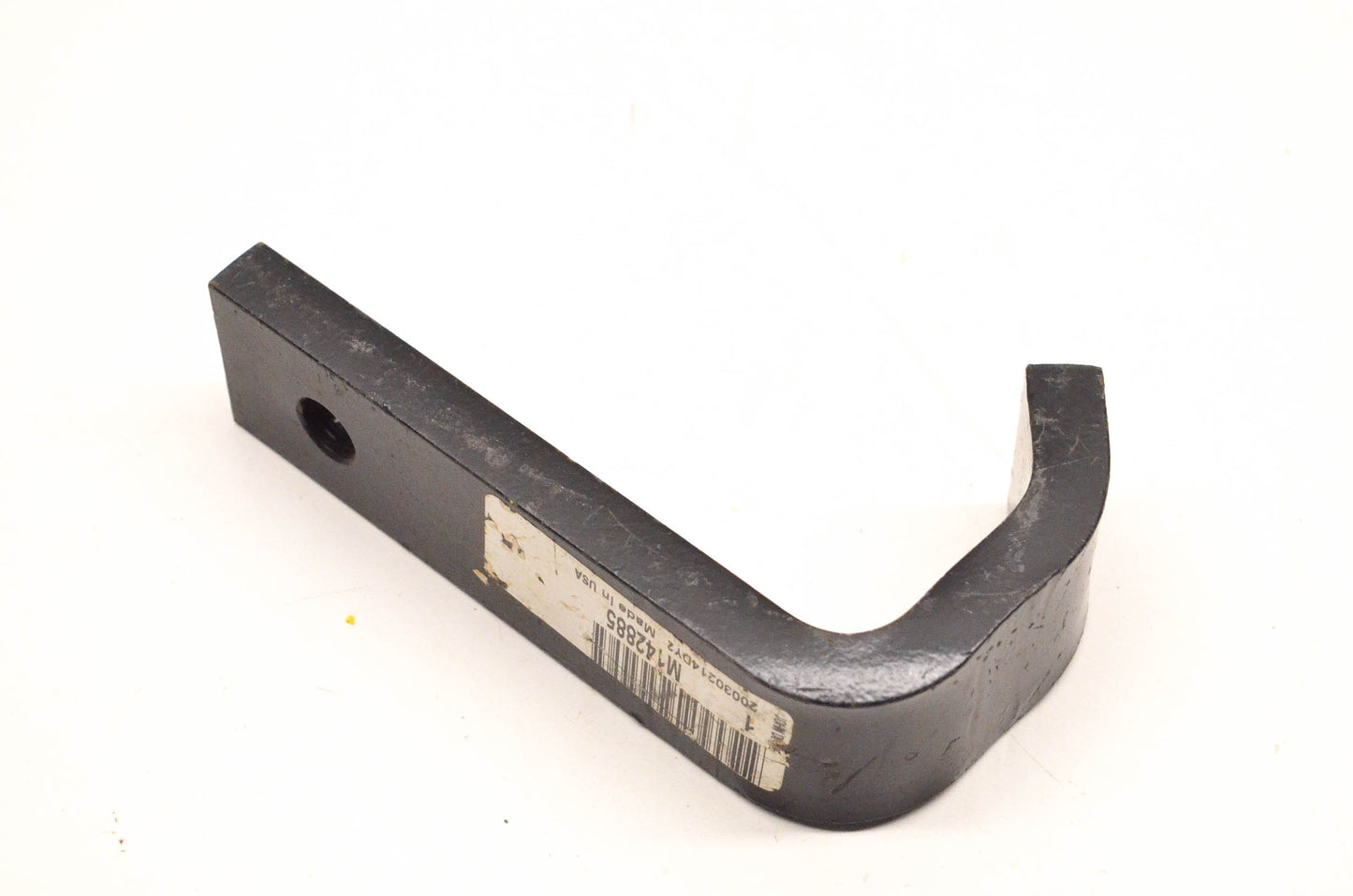 New OEM John Deere M142885 Skid Plate NOS