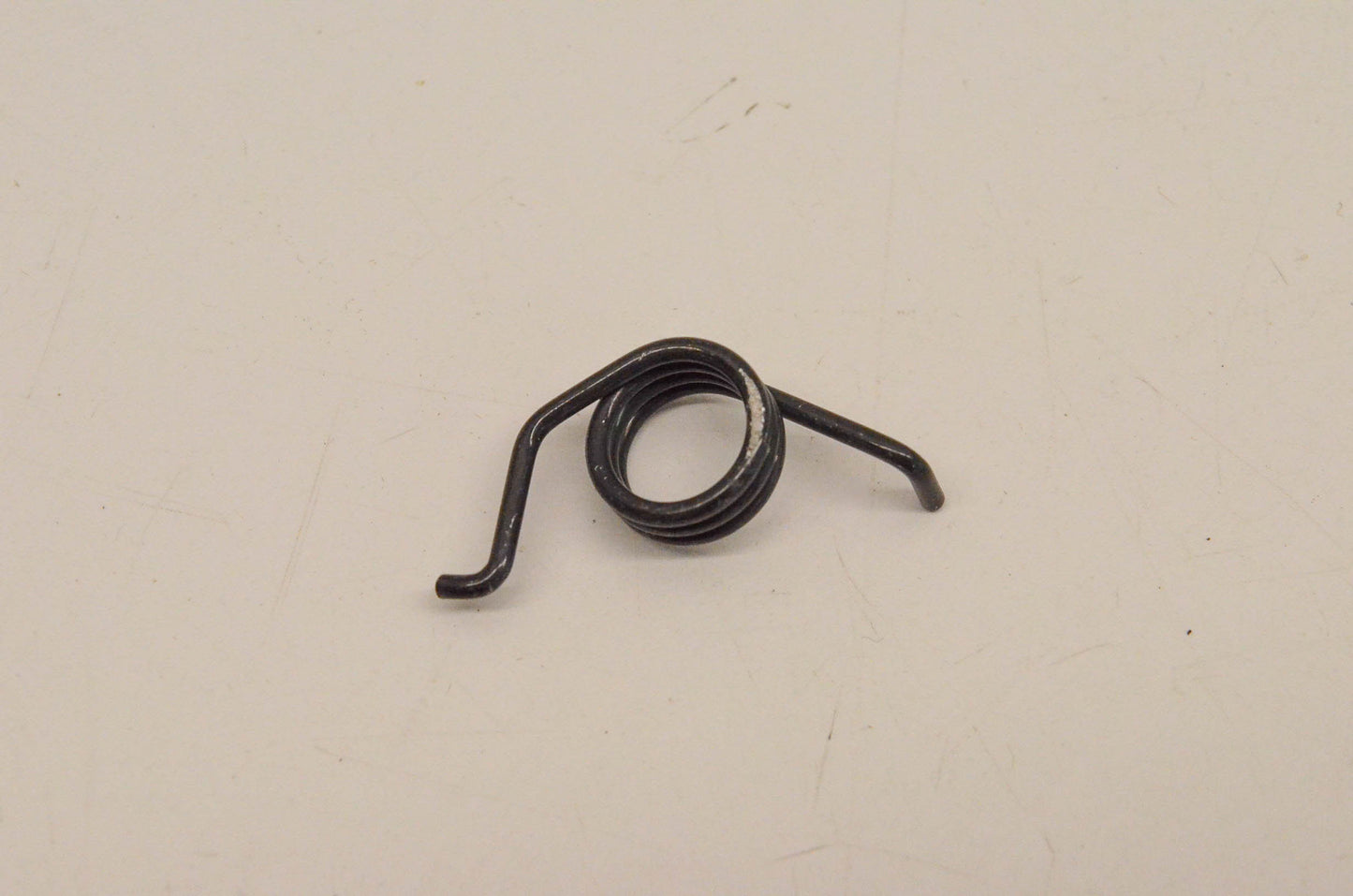 New OEM Yamaha 90508-18135-00 Torsion Spring NOS
