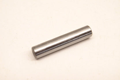 New OEM John Deere M115351, 92043-2198, 920618DY2 Pin NOS