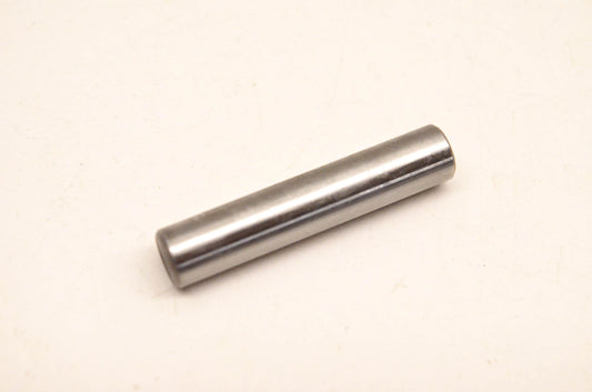 New OEM John Deere M115351, 92043-2198, 920618DY2 Pin NOS