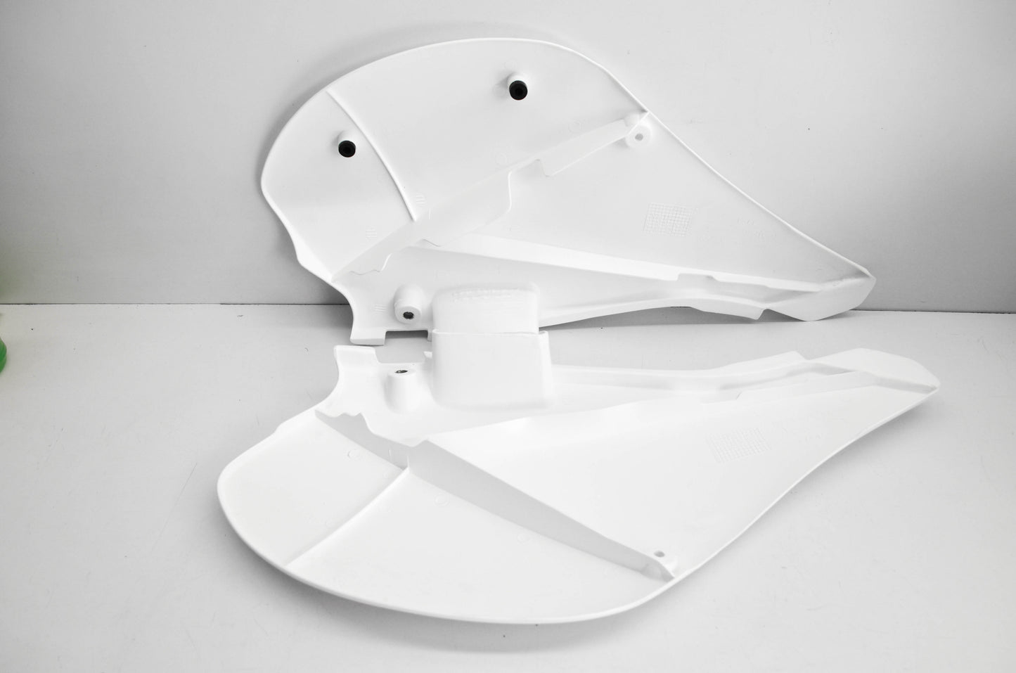 UFO Plast 12-326-29 Side Panels NOS