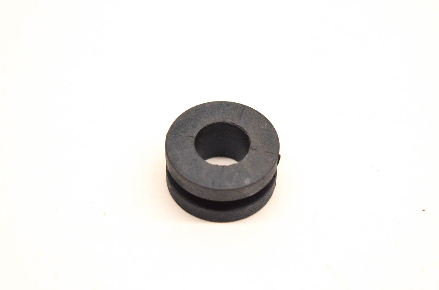 New OEM Suzuki 09320-10501 Cushion NOS