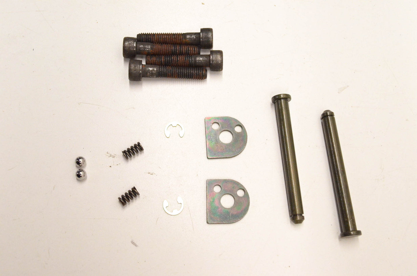 New OEM Yamaha STR-4NK57-40-00 Floorboard Mount Kit NOS