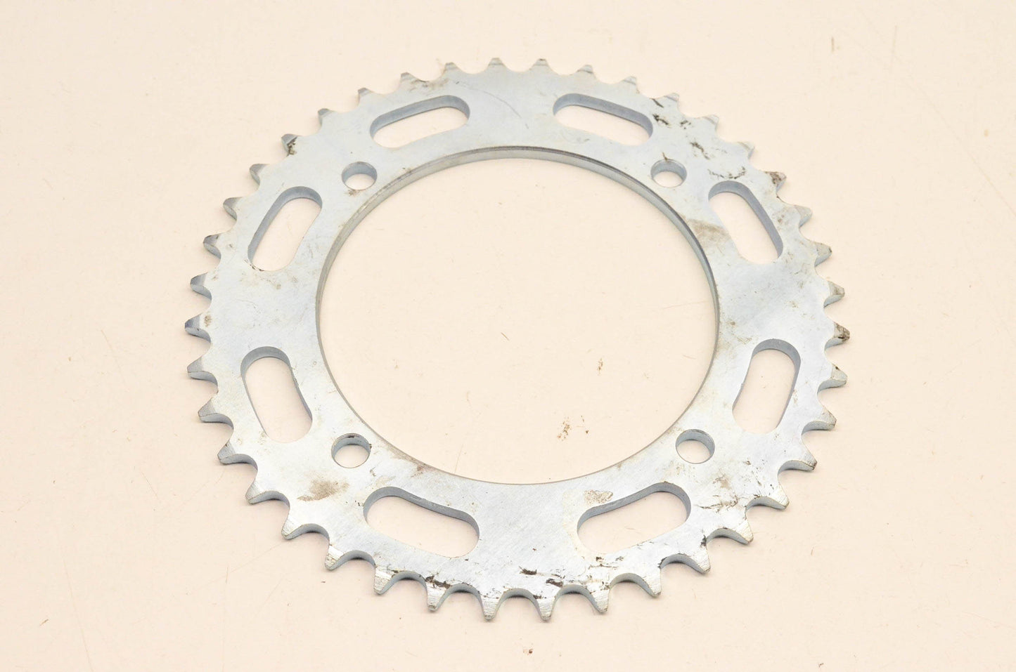 Sunstar 2-367940, 583-Y40-10R Rear Steel 40T Sprocket NOS