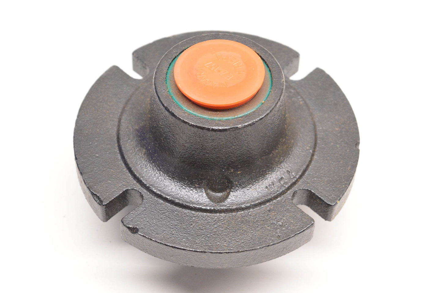 New OEM John Deere AM100999 Hub NOS