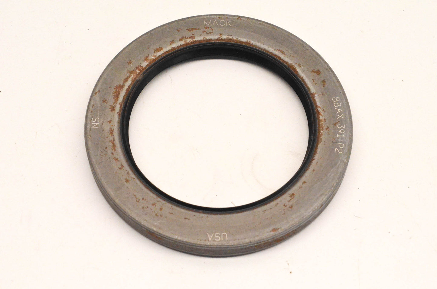 Mack 88AX391P2 Oil Seal NOS