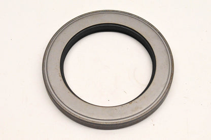 Mack 88AX391P2 Oil Seal NOS