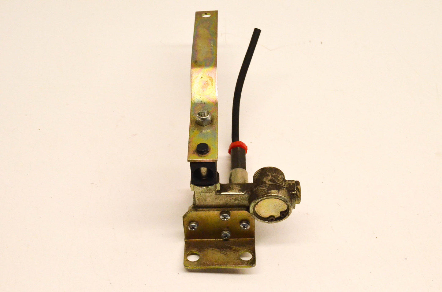 Aftermarket 22104723, 50433-2 Air Height Control Valve