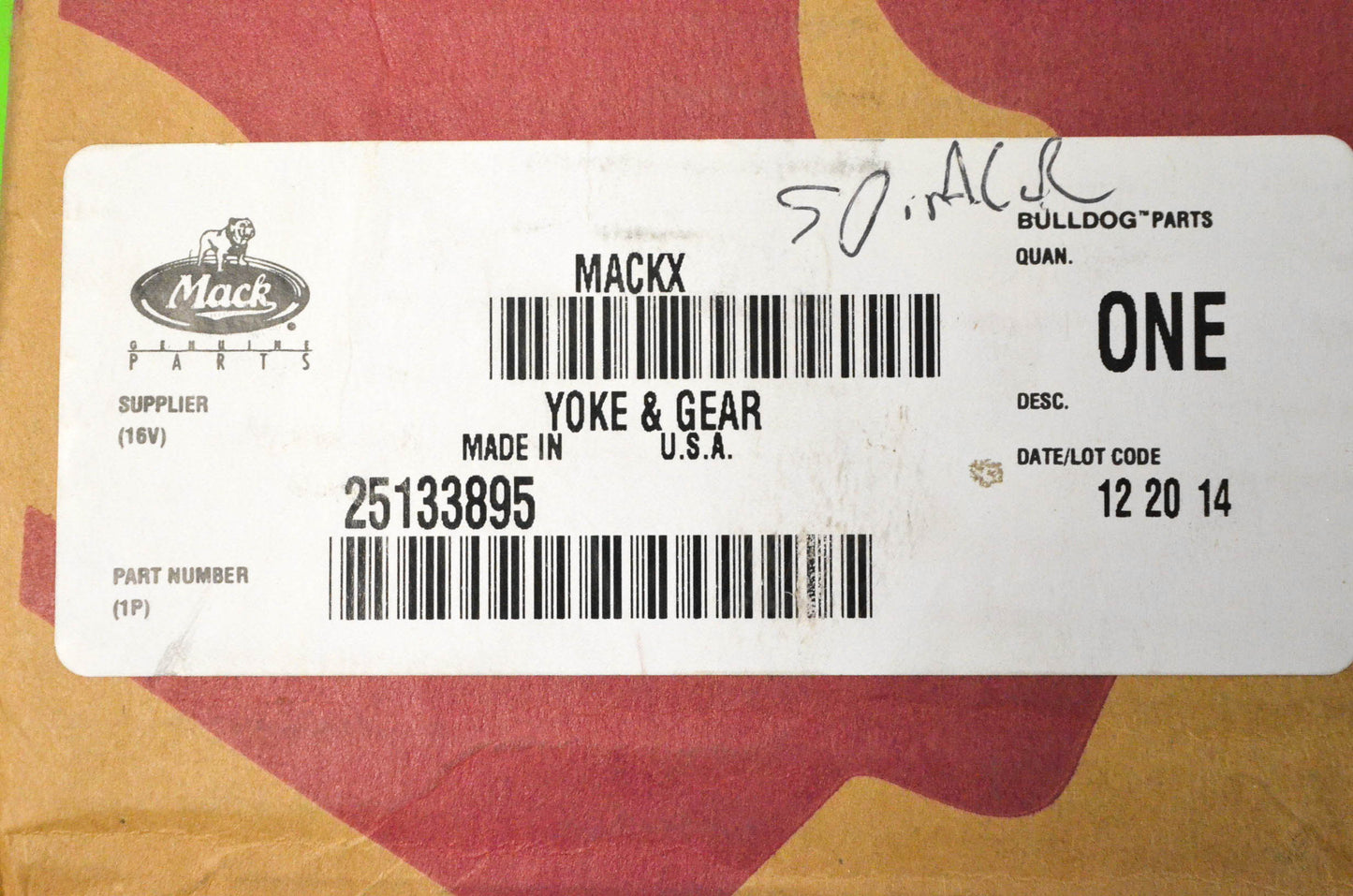 Mack 25133895, 176MU51P25 Yoke & Gear