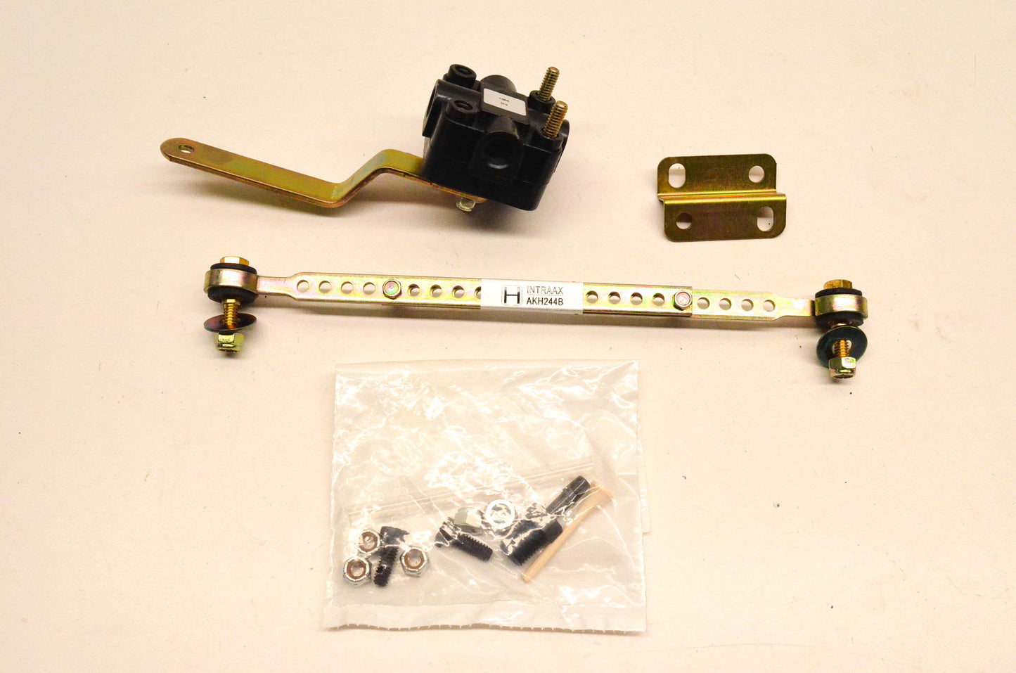 Hendrickson AKH-244B Non-Delay Height Control Valve NOS