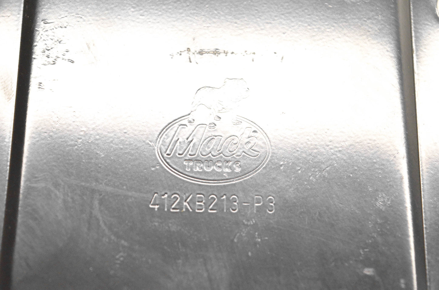 Mack 412KB213-P3 Transmission 6 Hole Cover Plate With Screws