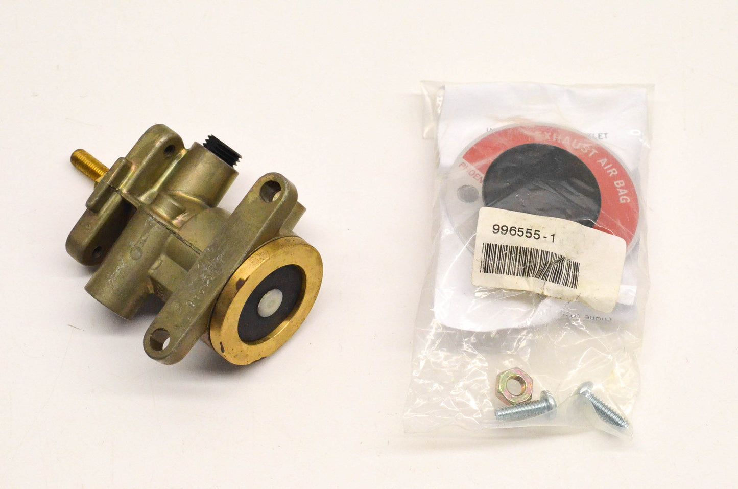 Sealco 996555-M Air Brake Control Valve NOS
