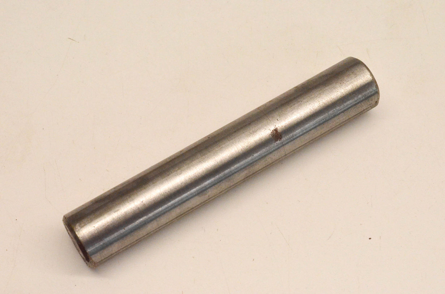 Mack 25169048 Clutch Shaft NOS