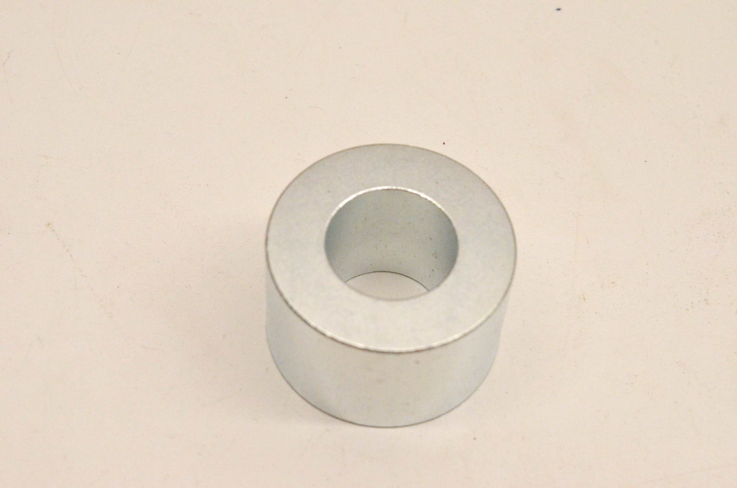Mack 25173763 Spacer NOS
