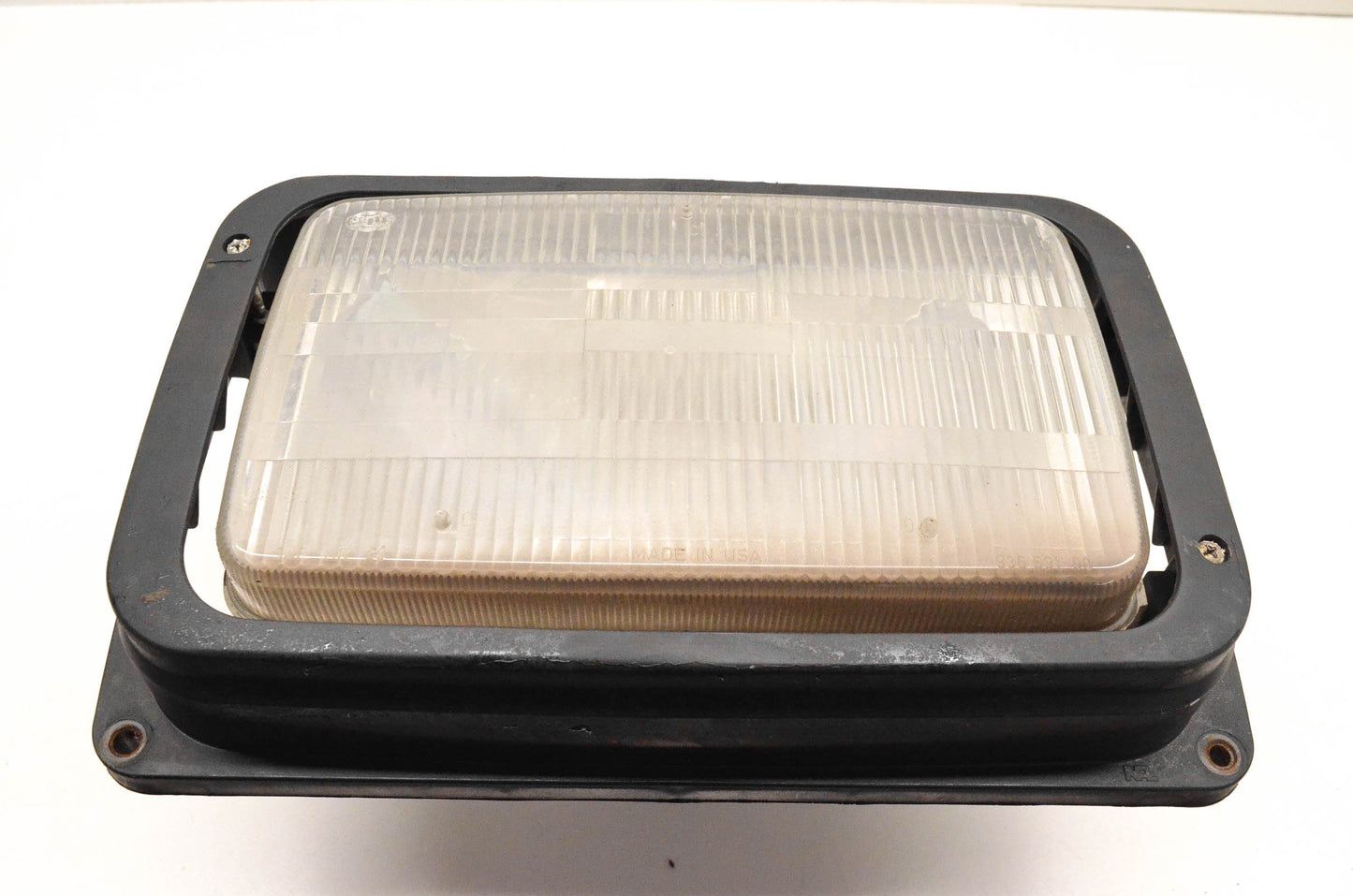 Mack 21077000 Headlamp Assembly