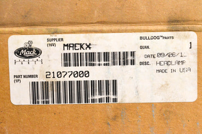 Mack 21077000 Headlamp Assembly