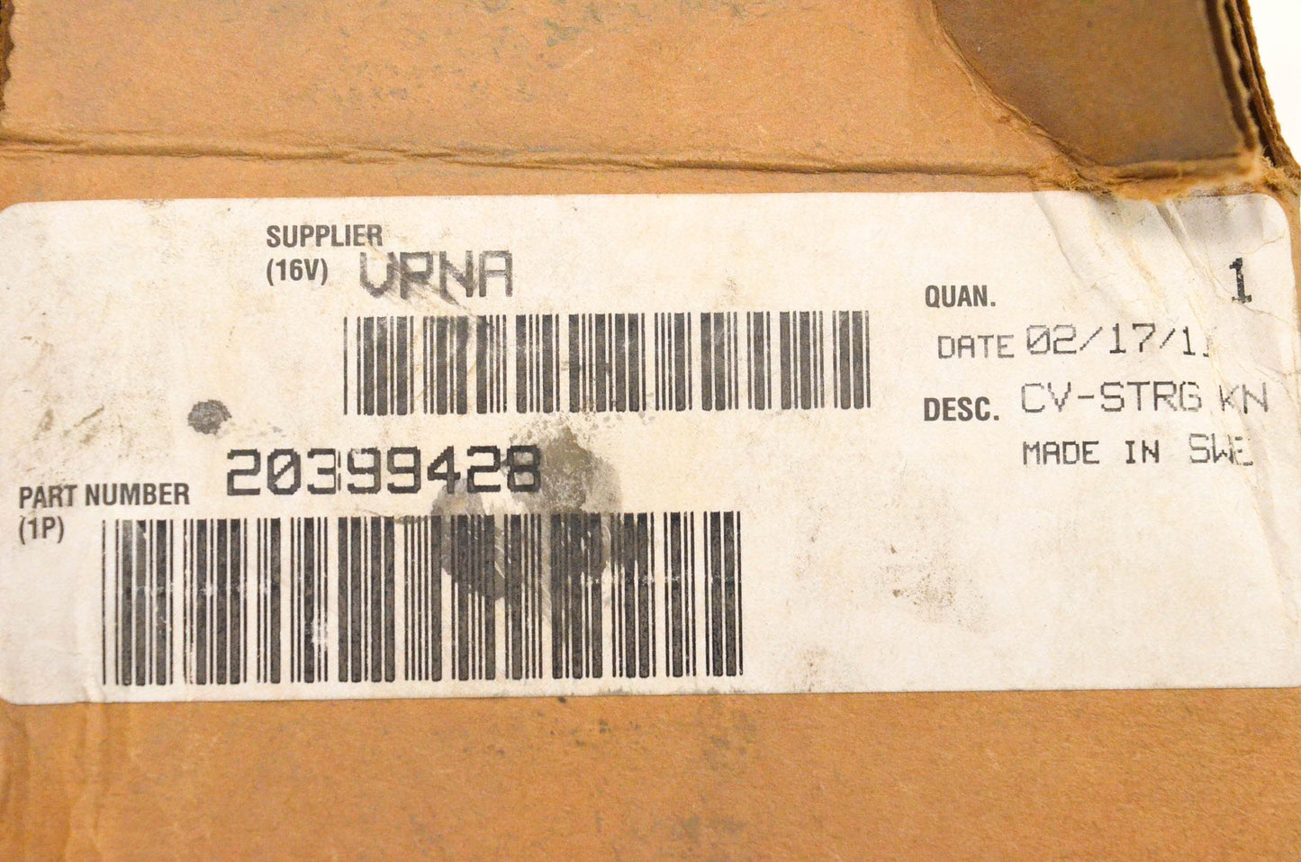 Volvo 20399428 Steering Knuckle Cover NOS