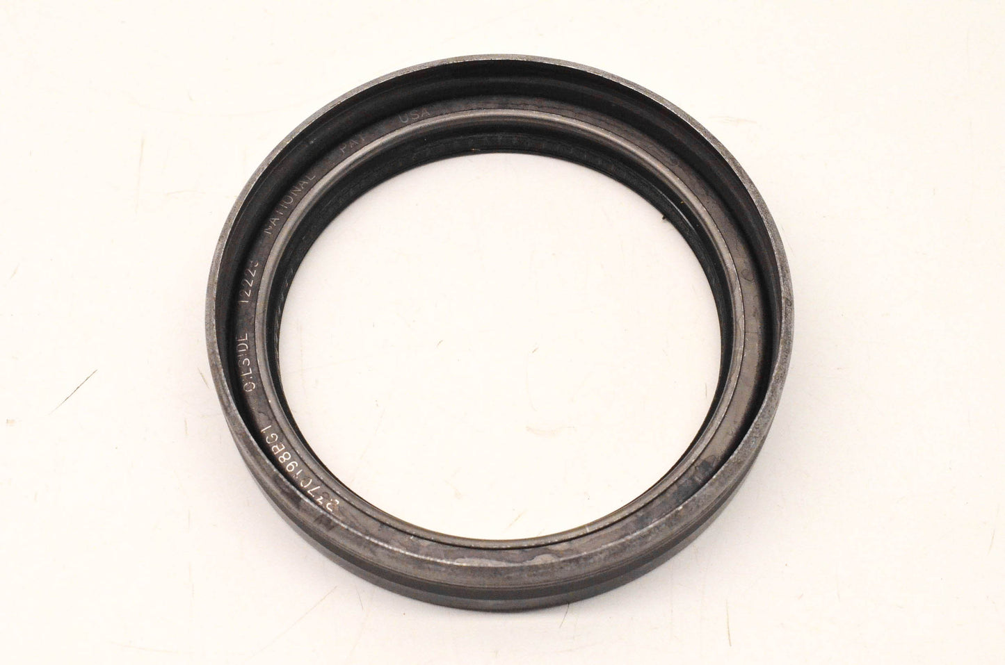 National Federal Mogul 370198A Oil Seal NOS