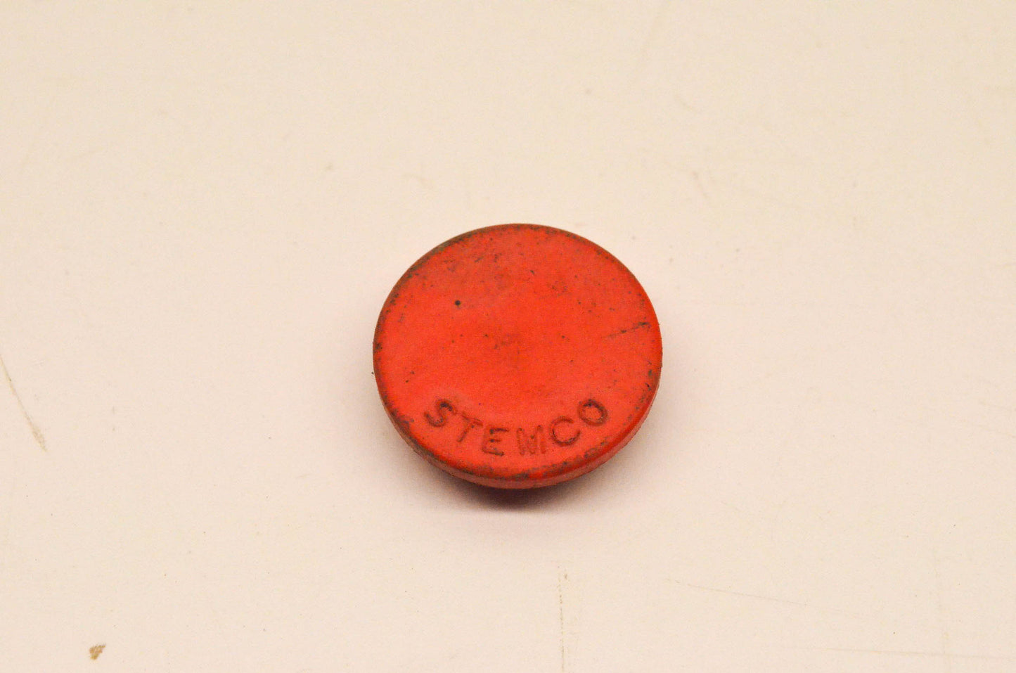Stemco 359-5915 Mini Vent Plug Red NOS