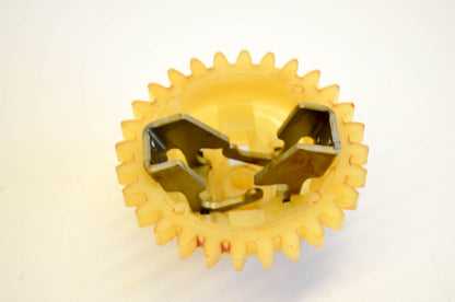 New OEM Kawasaki 49110-2085 Governor NOS